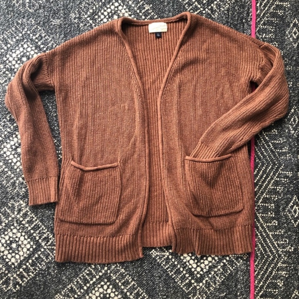 NWOT oversized knit cardigan